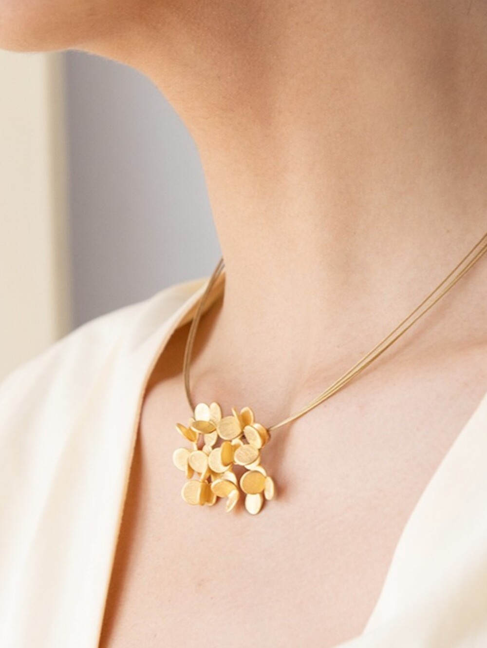 Joi d'art Barcelona Arai Golden Pendant Necklace